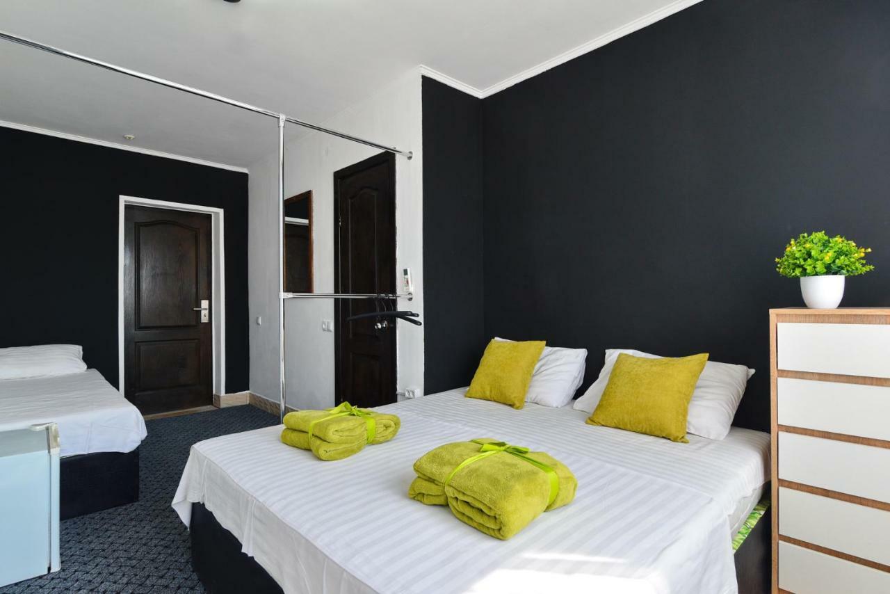 Charisma Hotel โคเบลโว ภายนอก รูปภาพ